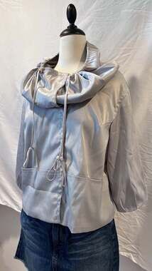 Eci Silver Iridescent Satin Lightweight Jacket Size 8